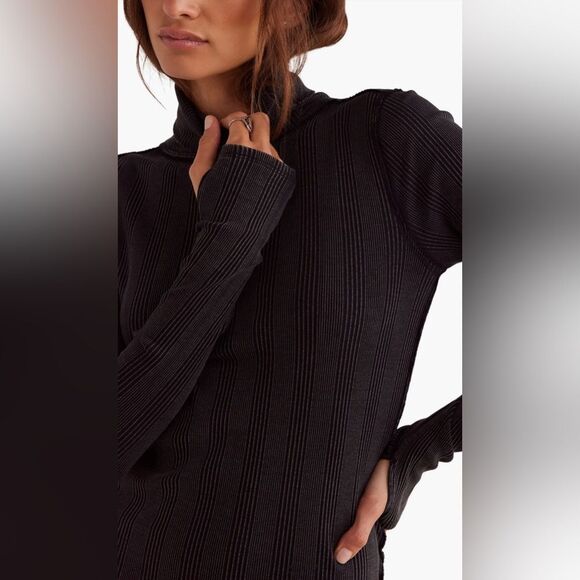 free people XS Black Brynn Turtleneck Scrunched Ribbed Thermal Cotton Top - Picture 12 of 16